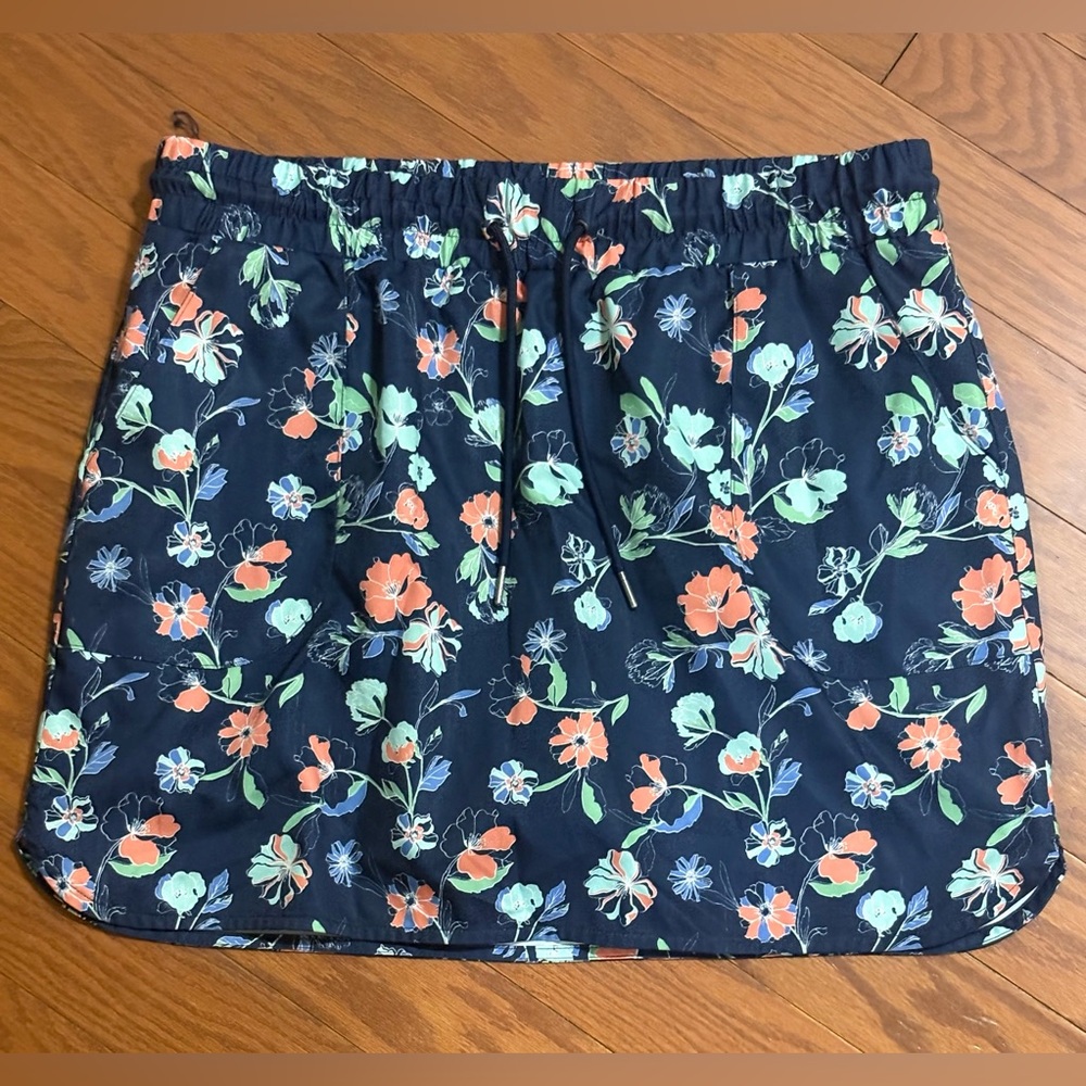 St. John’s Bay Large Floral Navy Skort